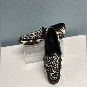 Donald J. Pliner Women's Black and Brown Patterned Loafers EUC size 7.